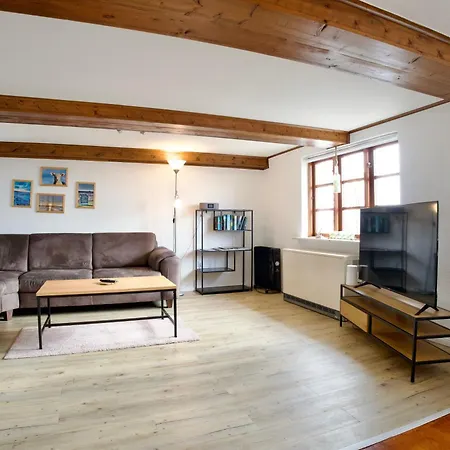Holiday home Dien To Huus
